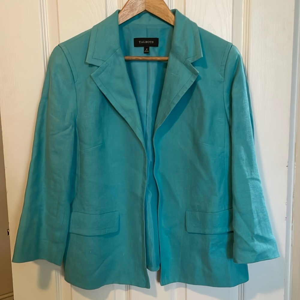 Ladies pretty aqua blazer